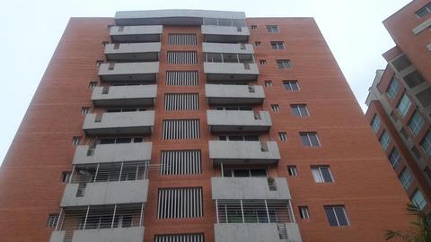 Venta de hermoso y moderno apartamento amoblado al este de Barquisimeto
