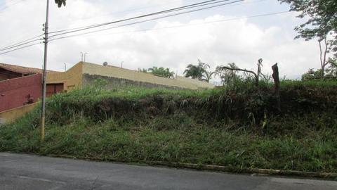 Venta de Terreno en la Urbanización Colinas de Guataparo COD.324047