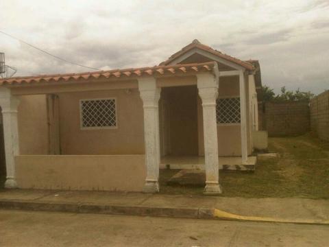 Casa en Venta O Cambio por Vehiculo