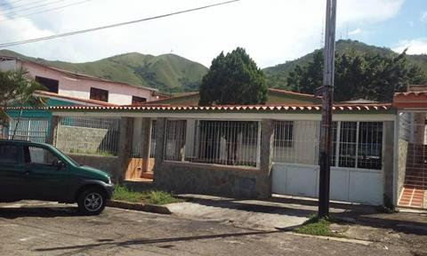 ALQUILO CASA  CONJUNTO CERRADO