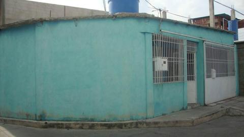 SE VENDE COMODA CASA EN CABUDARE 184180