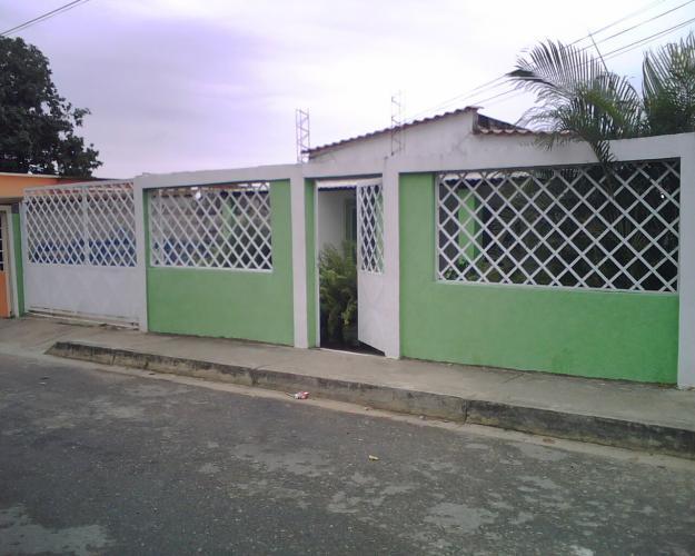 vendo casa en las lomas de la caramuca