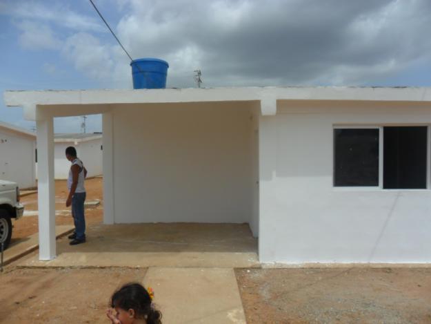 CAMBIO casa con todos los servicios en los Puertos de Altagracia por una en Maracaibo