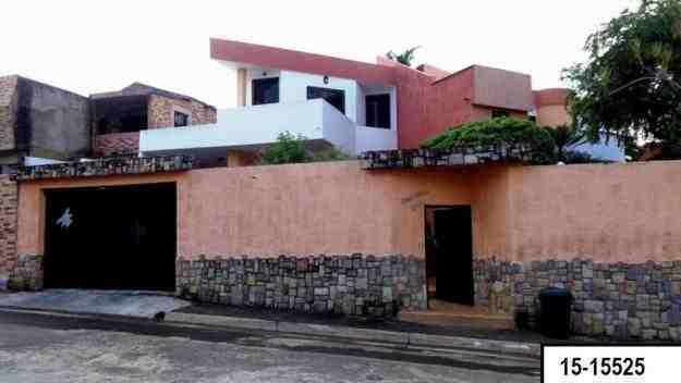 EN VENTA MARAVILLOSA CASA EN ALTOS DE GUATAPARO /