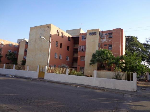 Apartamento en venta en Urb El Trebol Cod Flex16647