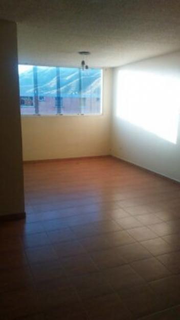 Se vende Apartamento en Conj. Resd. El Tulipan. San Diego