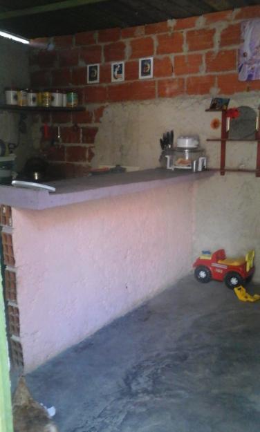 se vende casa a 10 minutos de el terminal los lagos .sector la palera