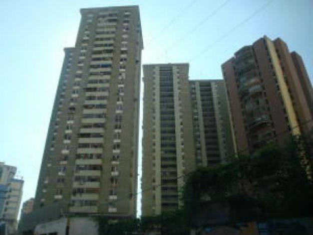 VENDO APARTAMENTO EN CANTA CLARO