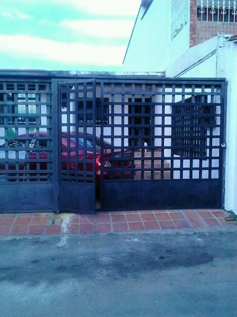 vendo casa en urb don samuel