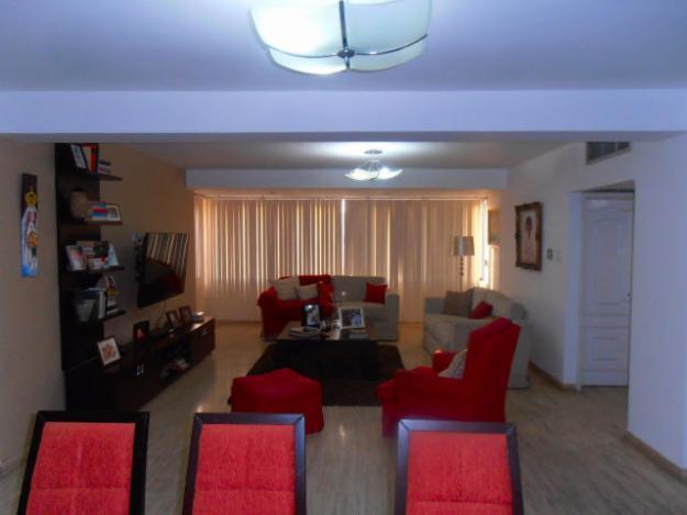 Apartamento en venta en El Bosque codflex:165071. culturainmobiliaria com ve