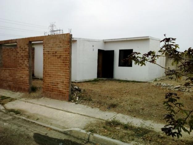 ENMETROS2. Fernando Tapia Casa en Venta en Ciudad Buenaventura