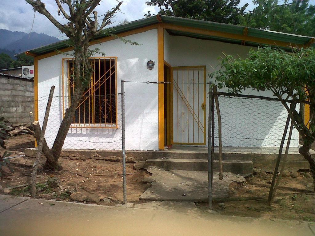 Casa en caño amarillo