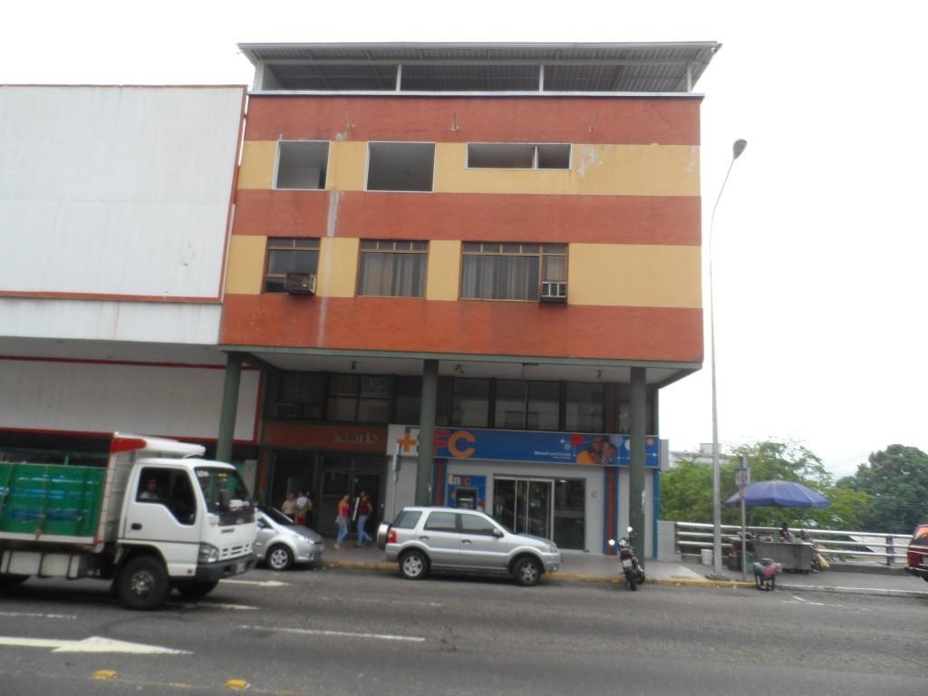 SE ALQUILA Local Comercial en san Cristobal, sector centro