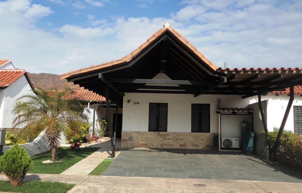 Vendo Hermosa Casa en La Cumaca Municipio  Villas de Alcala