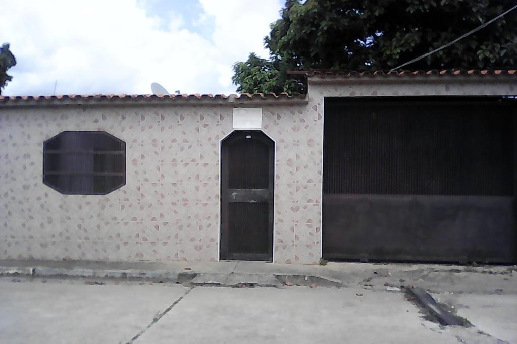 se vende bonita casa