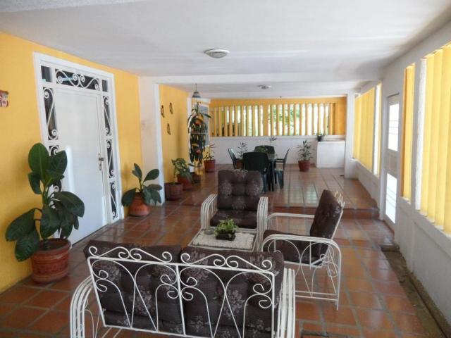 Casa en Venta en Club Hipico  MLS 161486