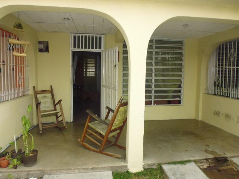 Grupo Bermúdez Vende Casa con Excelente Ubicación en La Isabelica