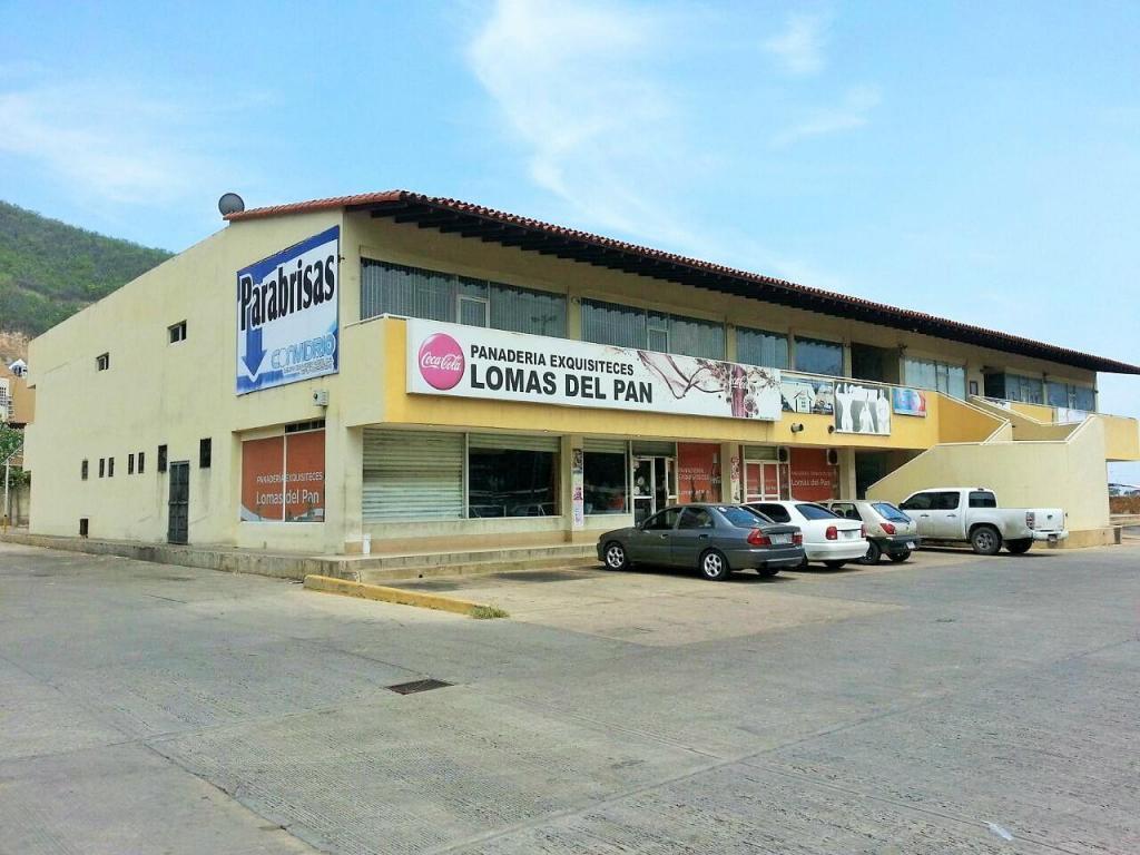 Oportunidad de invertir en Local Comercial situado en el C.C. Lomas del Mar