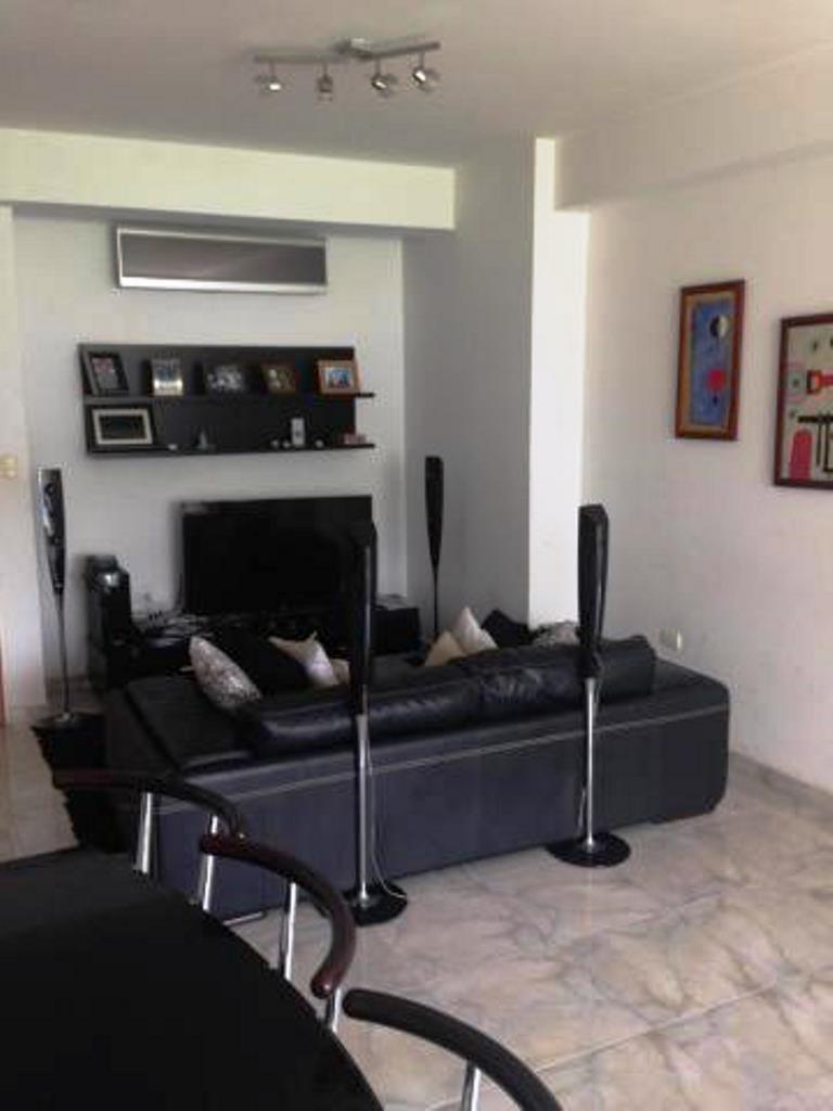 EN VENTA HERMOSO Y CÓMODO APARTAMENTO EN LOS MANGOS /