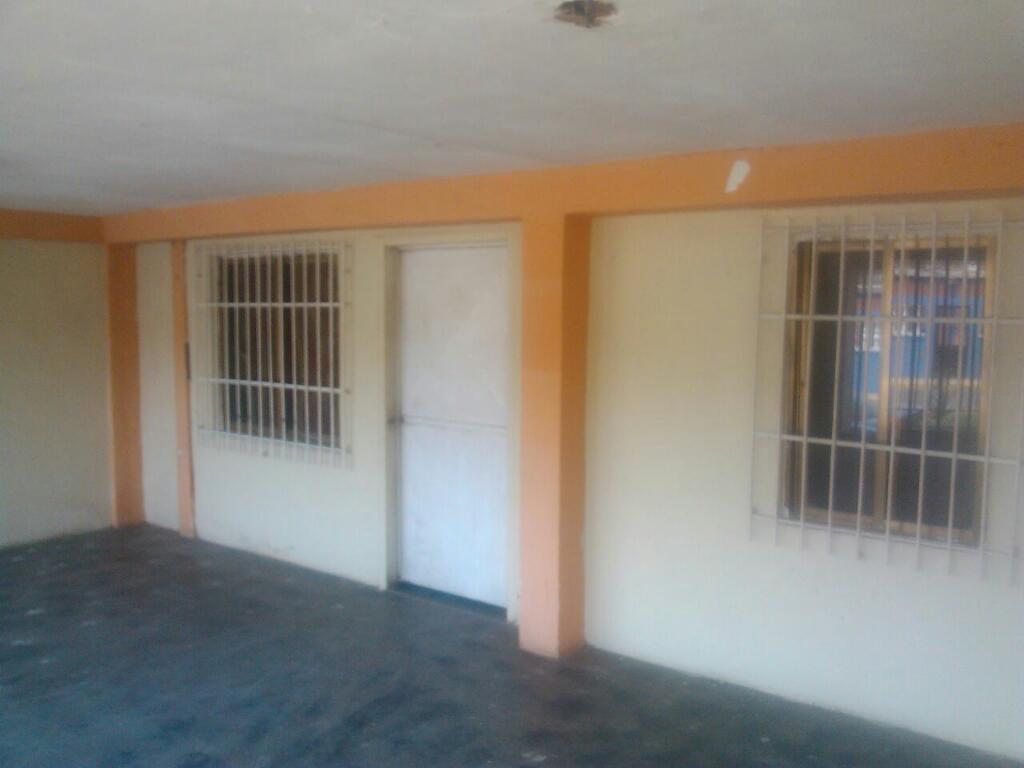 Se vende casa en tronconal 3RO lista para comprar