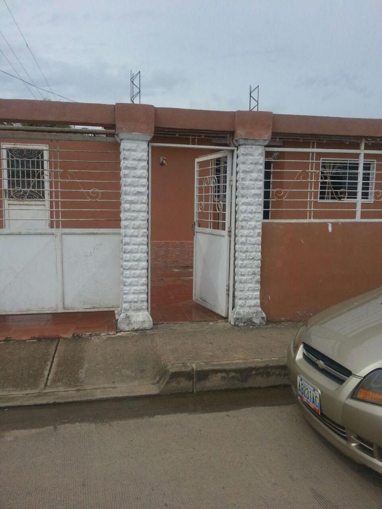 Invimarservca Vende linda casa en Sector Guanaguaney