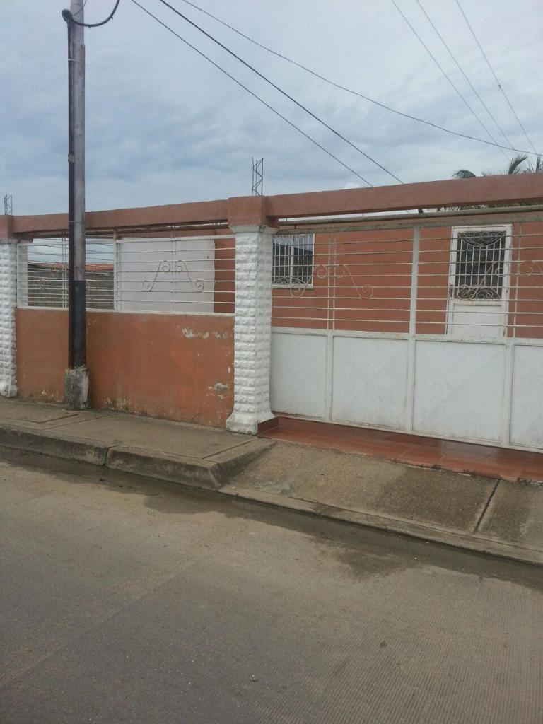 Invimarservca Vende linda casa en Sector Guanaguaney